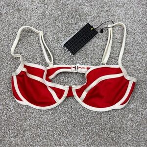 Oneone Bikini Top Red Underwire Women’s Small NWT